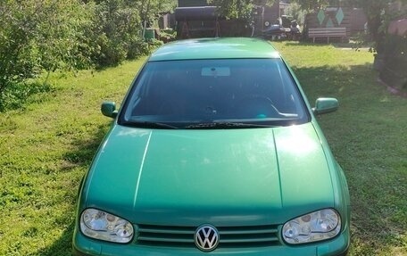 Volkswagen Golf IV, 2002 год, 350 000 рублей, 1 фотография