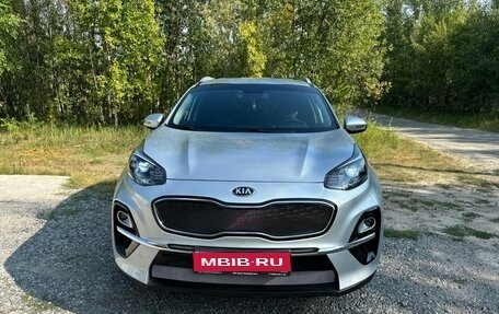 KIA Sportage IV рестайлинг, 2020 год, 2 900 000 рублей, 1 фотография