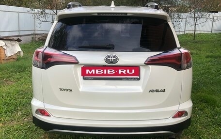 Toyota RAV4, 2017 год, 2 550 000 рублей, 5 фотография