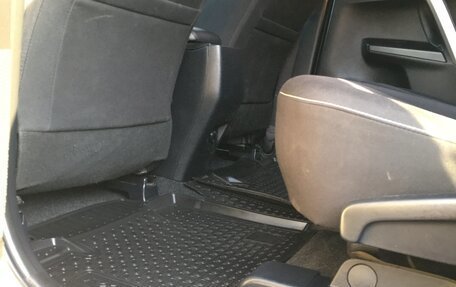 Toyota RAV4, 2017 год, 2 550 000 рублей, 24 фотография