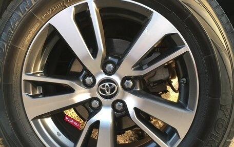 Toyota RAV4, 2017 год, 2 550 000 рублей, 26 фотография