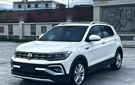 Volkswagen T-Cross I, 2023 год, 1 650 000 рублей, 3 фотография