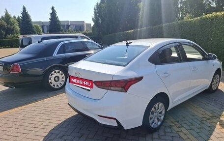 Hyundai Solaris II рестайлинг, 2019 год, 1 280 000 рублей, 2 фотография