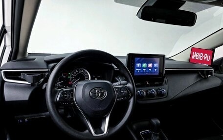 Toyota Corolla, 2022 год, 2 000 000 рублей, 7 фотография