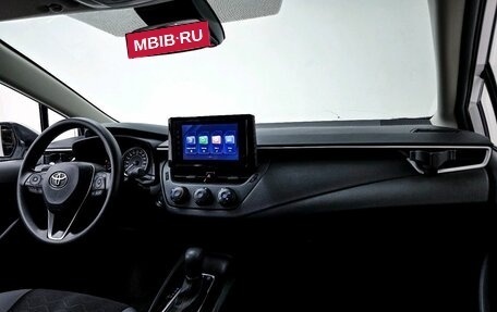 Toyota Corolla, 2022 год, 2 000 000 рублей, 9 фотография