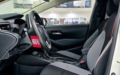 Toyota Corolla, 2022 год, 2 000 000 рублей, 13 фотография