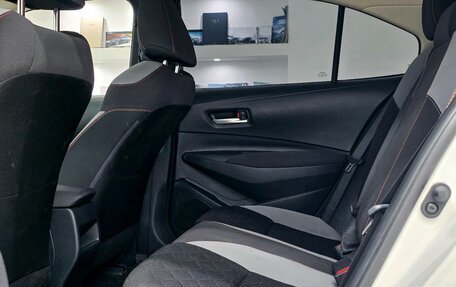 Toyota Corolla, 2022 год, 2 000 000 рублей, 14 фотография