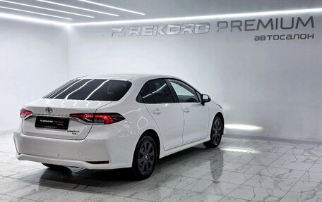 Toyota Corolla, 2022 год, 2 000 000 рублей, 23 фотография