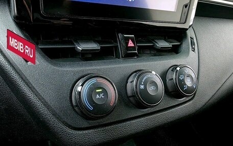 Toyota Corolla, 2022 год, 2 000 000 рублей, 18 фотография