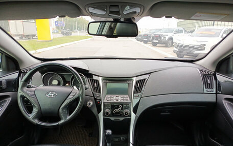 Hyundai Sonata VI, 2012 год, 1 090 000 рублей, 14 фотография