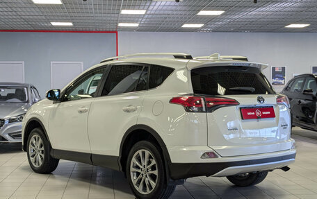 Toyota RAV4, 2015 год, 2 399 500 рублей, 5 фотография
