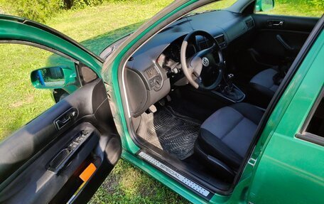 Volkswagen Golf IV, 2002 год, 350 000 рублей, 6 фотография