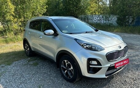 KIA Sportage IV рестайлинг, 2020 год, 2 900 000 рублей, 10 фотография
