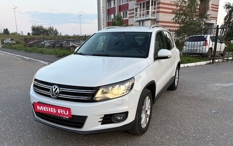 Volkswagen Tiguan I, 2015 год, 1 640 000 рублей, 2 фотография