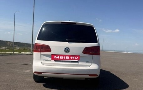 Volkswagen Touran III, 2011 год, 1 060 000 рублей, 5 фотография
