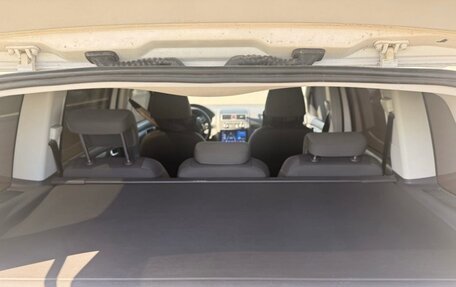 Volkswagen Touran III, 2011 год, 1 060 000 рублей, 9 фотография