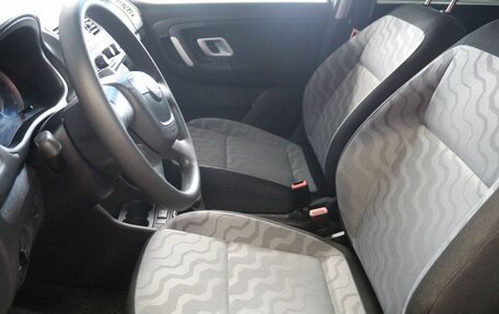 Skoda Fabia II, 2009 год, 390 000 рублей, 12 фотография