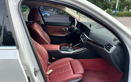 BMW 3 серия, 2022 год, 2 654 000 рублей, 11 фотография