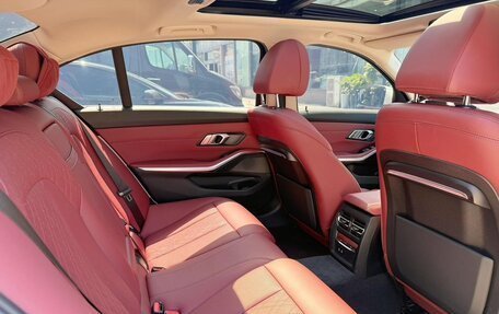 BMW 3 серия, 2022 год, 2 694 000 рублей, 10 фотография