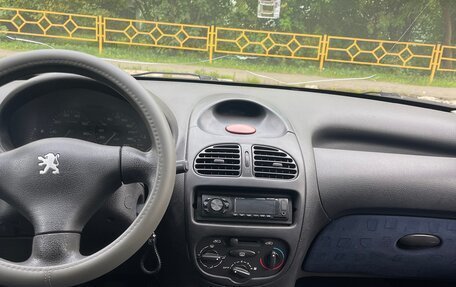 Peugeot 206, 2001 год, 115 000 рублей, 8 фотография