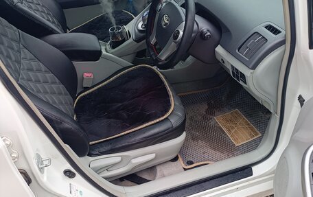 Toyota Prius, 2010 год, 850 000 рублей, 10 фотография