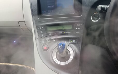 Toyota Prius, 2010 год, 850 000 рублей, 23 фотография