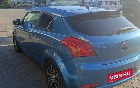 KIA cee'd I рестайлинг, 2011 год, 800 000 рублей, 2 фотография