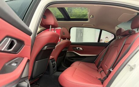 BMW 3 серия, 2022 год, 2 840 000 рублей, 9 фотография