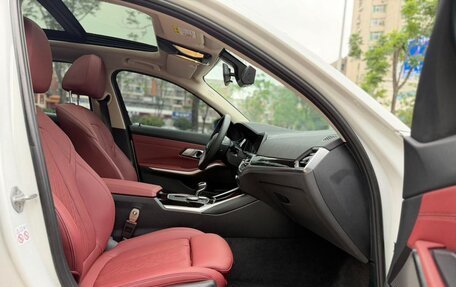 BMW 3 серия, 2022 год, 2 840 000 рублей, 11 фотография