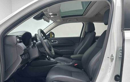 Honda Vezel, 2023 год, 2 075 000 рублей, 4 фотография