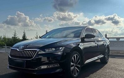 Skoda Superb III рестайлинг, 2023 год, 2 030 000 рублей, 1 фотография