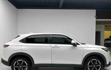 Honda Vezel, 2023 год, 2 075 000 рублей, 20 фотография