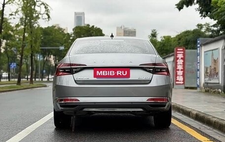 Skoda Superb III рестайлинг, 2022 год, 2 050 000 рублей, 5 фотография