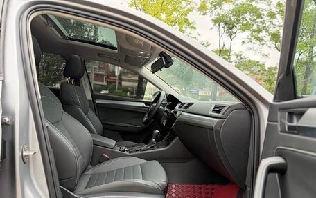 Skoda Superb III рестайлинг, 2022 год, 2 050 000 рублей, 8 фотография