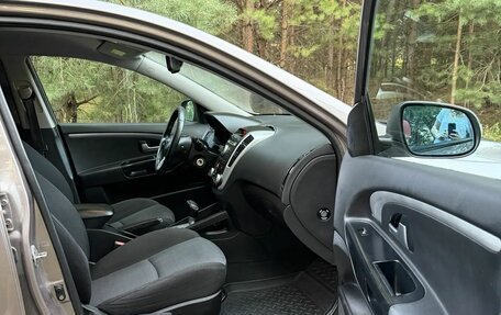KIA cee'd I рестайлинг, 2010 год, 700 000 рублей, 11 фотография