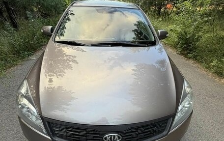KIA cee'd I рестайлинг, 2010 год, 700 000 рублей, 5 фотография