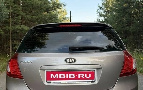 KIA cee'd I рестайлинг, 2010 год, 700 000 рублей, 2 фотография
