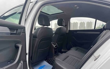 Skoda Superb III рестайлинг, 2022 год, 2 010 000 рублей, 8 фотография