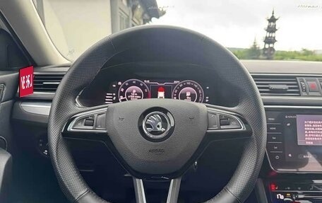 Skoda Superb III рестайлинг, 2022 год, 2 010 000 рублей, 12 фотография