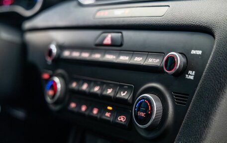 KIA Sportage IV рестайлинг, 2018 год, 2 048 000 рублей, 31 фотография