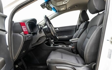 KIA Sportage IV рестайлинг, 2018 год, 2 048 000 рублей, 27 фотография