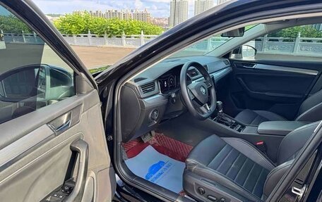 Skoda Superb III рестайлинг, 2023 год, 2 030 000 рублей, 7 фотография