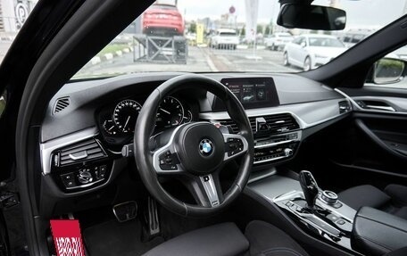 BMW 5 серия, 2018 год, 2 948 000 рублей, 5 фотография