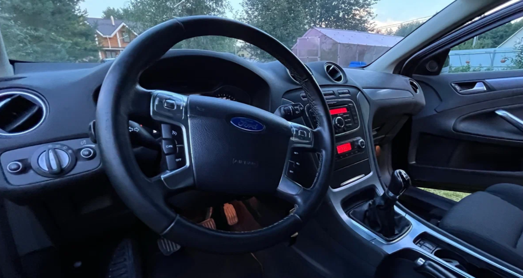 Ford Mondeo IV рестайлинг, 2013 год, 1 080 000 рублей, 8 фотография