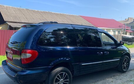 Chrysler Voyager IV, 2001 год, 750 000 рублей, 9 фотография