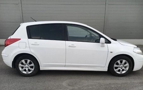 Nissan Tiida, 2010 год, 595 000 рублей, 23 фотография