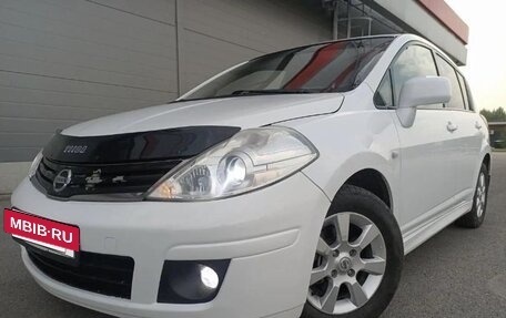 Nissan Tiida, 2010 год, 595 000 рублей, 24 фотография