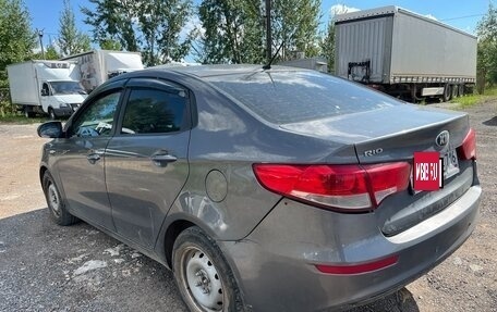 KIA Rio III рестайлинг, 2015 год, 800 000 рублей, 4 фотография