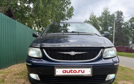 Chrysler Voyager IV, 2001 год, 750 000 рублей, 3 фотография