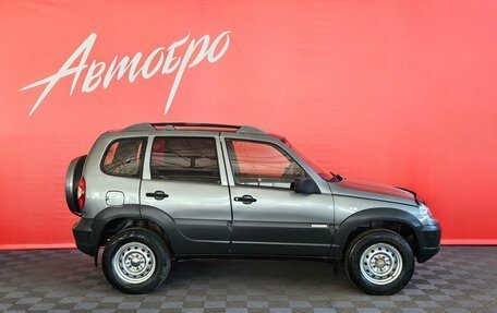 Chevrolet Niva I рестайлинг, 2011 год, 480 000 рублей, 6 фотография